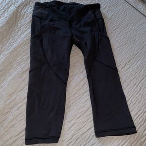 Lululemon crop pants